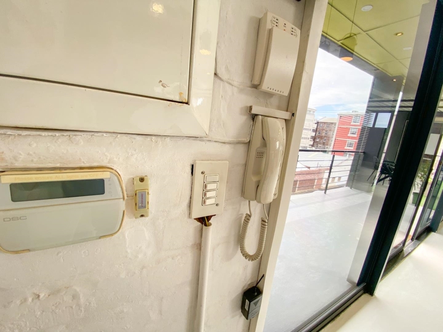 To Let commercial Property for Rent in Zonnebloem Western Cape